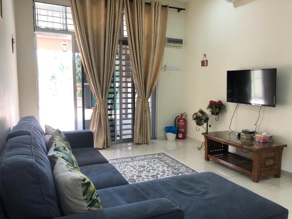 Magnolia 1 Homestay Kampung Kuala Besut Eksteriør bilde
